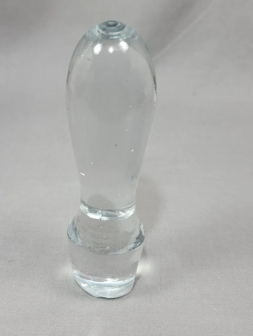 Vtg Wine Decanter Etched Grapes Vine Pattern Clear Glass Base Stopper
